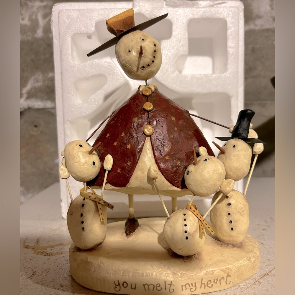 August Moon resin snowman display. Snow woman with kids.